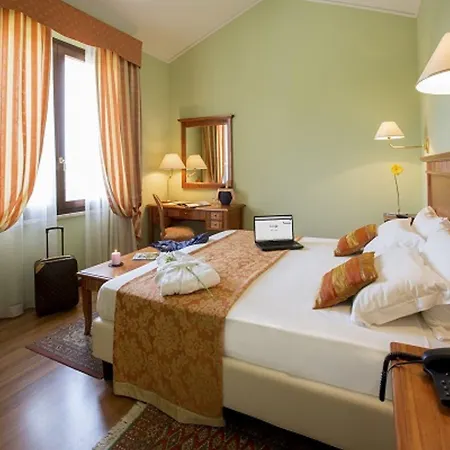 Country & I Calanchi 4* Ripatransone