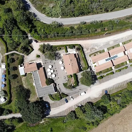 Country & I Calanchi Hotel 4*
