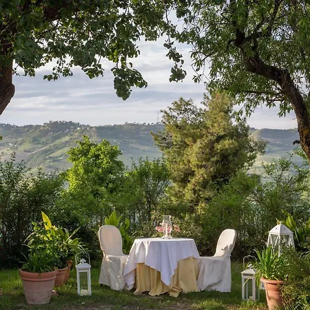 Country & I Calanchi Ripatransone