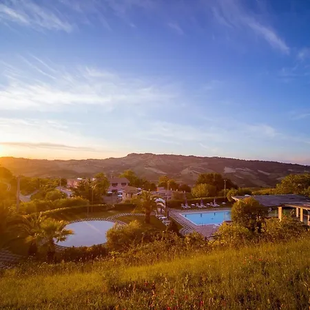 Country & I Calanchi Ripatransone