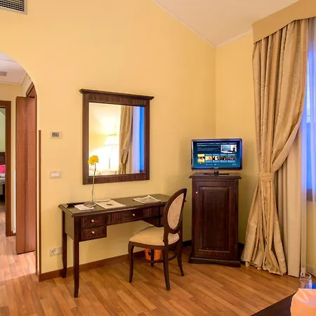Hotel Country & I Calanchi 4*
