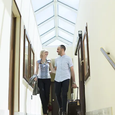 Country & I Calanchi Hotel 4*