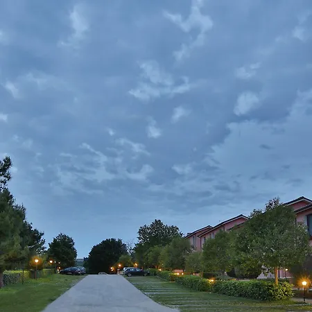 Country & I Calanchi Hotel 4*