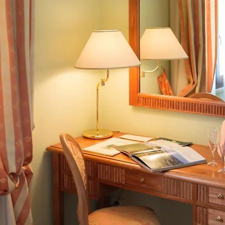 Hotel Country & I Calanchi 4*