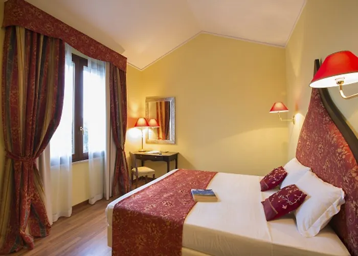 Hotel Country & I Calanchi 4*