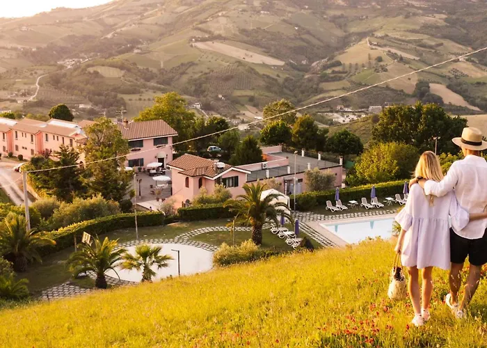 Country & I Calanchi 4*