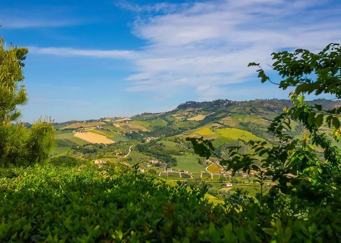 Country & I Calanchi Ripatransone