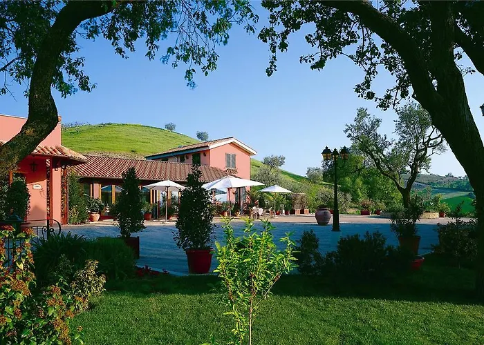 Country & I Calanchi 4* Ripatransone